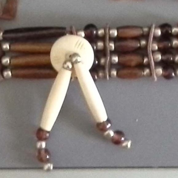Native American Style 4 Row Bone Choker Necklace w/Real Suede Leather - Picture 2 of 3
